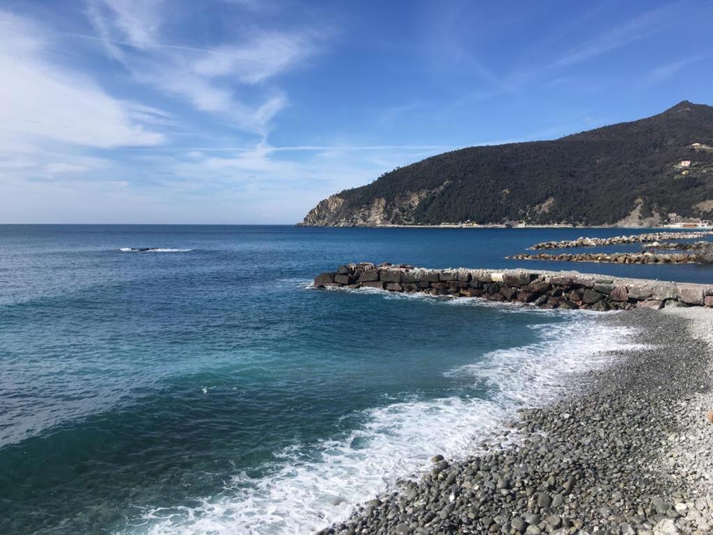 Moneglia Monte别墅 外观 照片